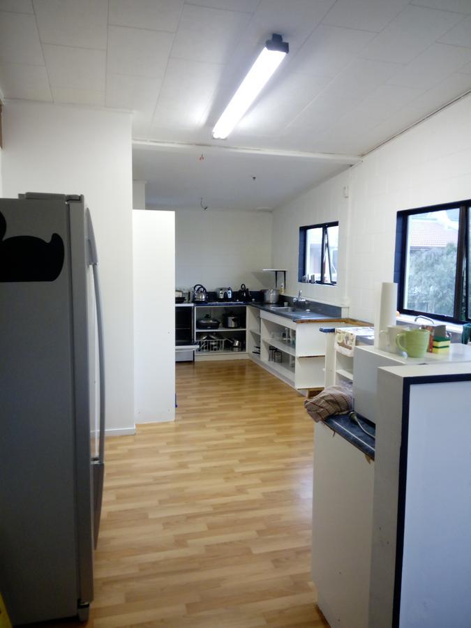 Bouncing Lamb Backpackers Hostel เนลสัน ภายนอก รูปภาพ