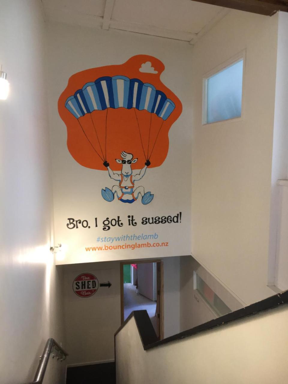 Bouncing Lamb Backpackers Hostel เนลสัน ภายนอก รูปภาพ